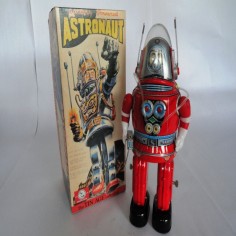 Astrnaut Robot